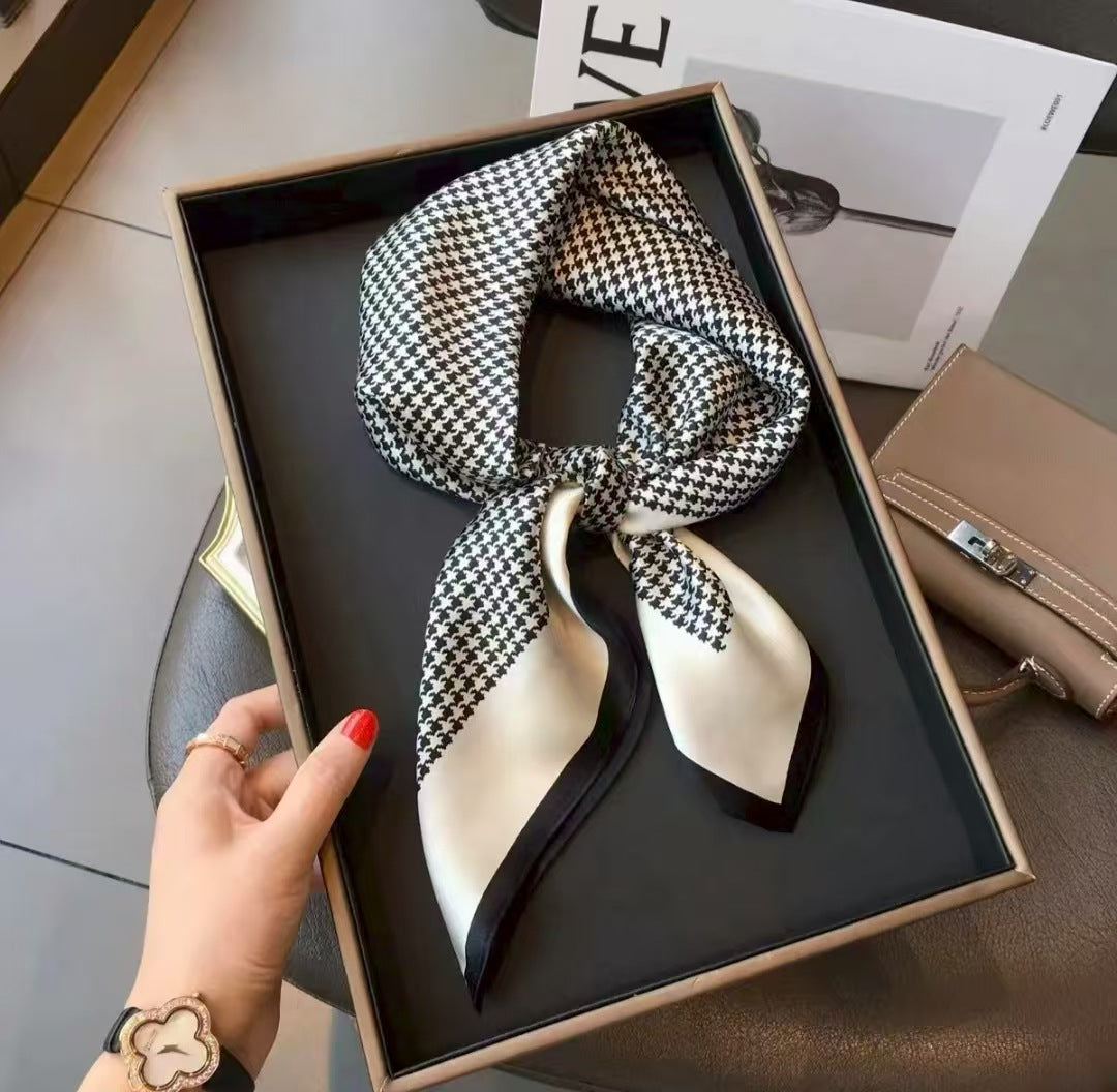 Women's Versatile Square Silk Scarf | 70×70cm | 18 Colours