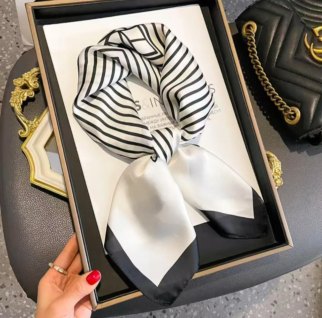 Women's Versatile Square Silk Scarf | 70×70cm | 18 Colours