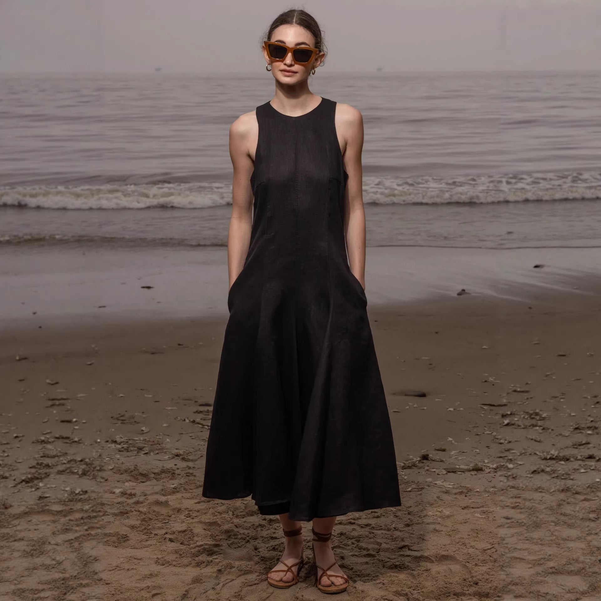 Round-neck Loose Solid-color Casual Sleeveless Dress